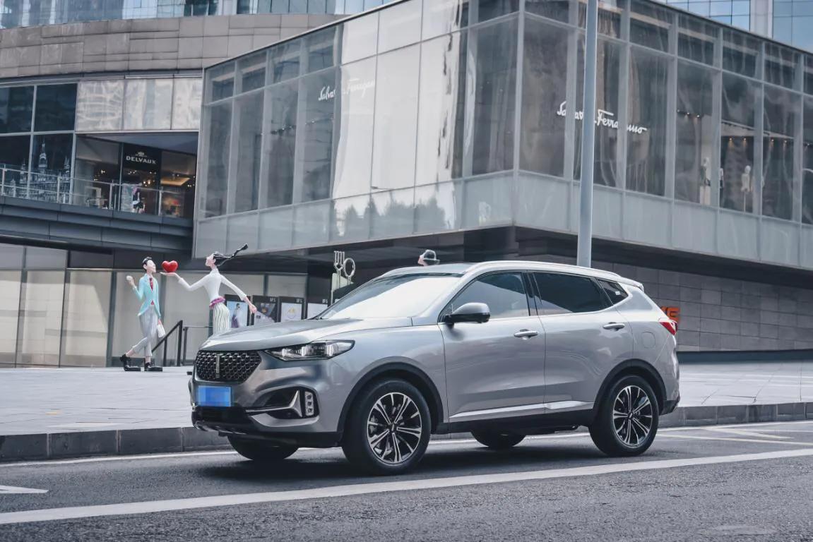17万级家用车谁最值得？WEY VV6全维守护，C位出道