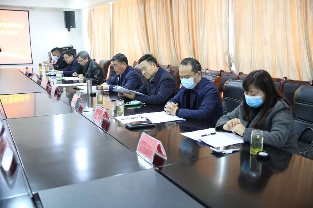 信阳市非公立医疗机构协会“民营医院管理年活动”座谈会在河南圣德医院召开