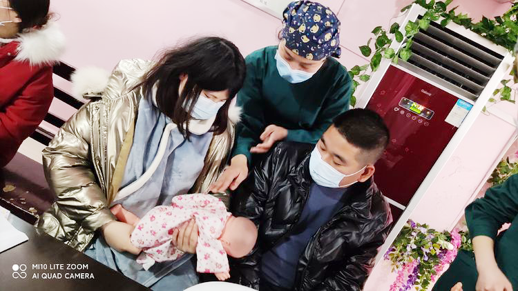 固始县人民医院新生儿科——开展新生儿护理知识小讲堂活动