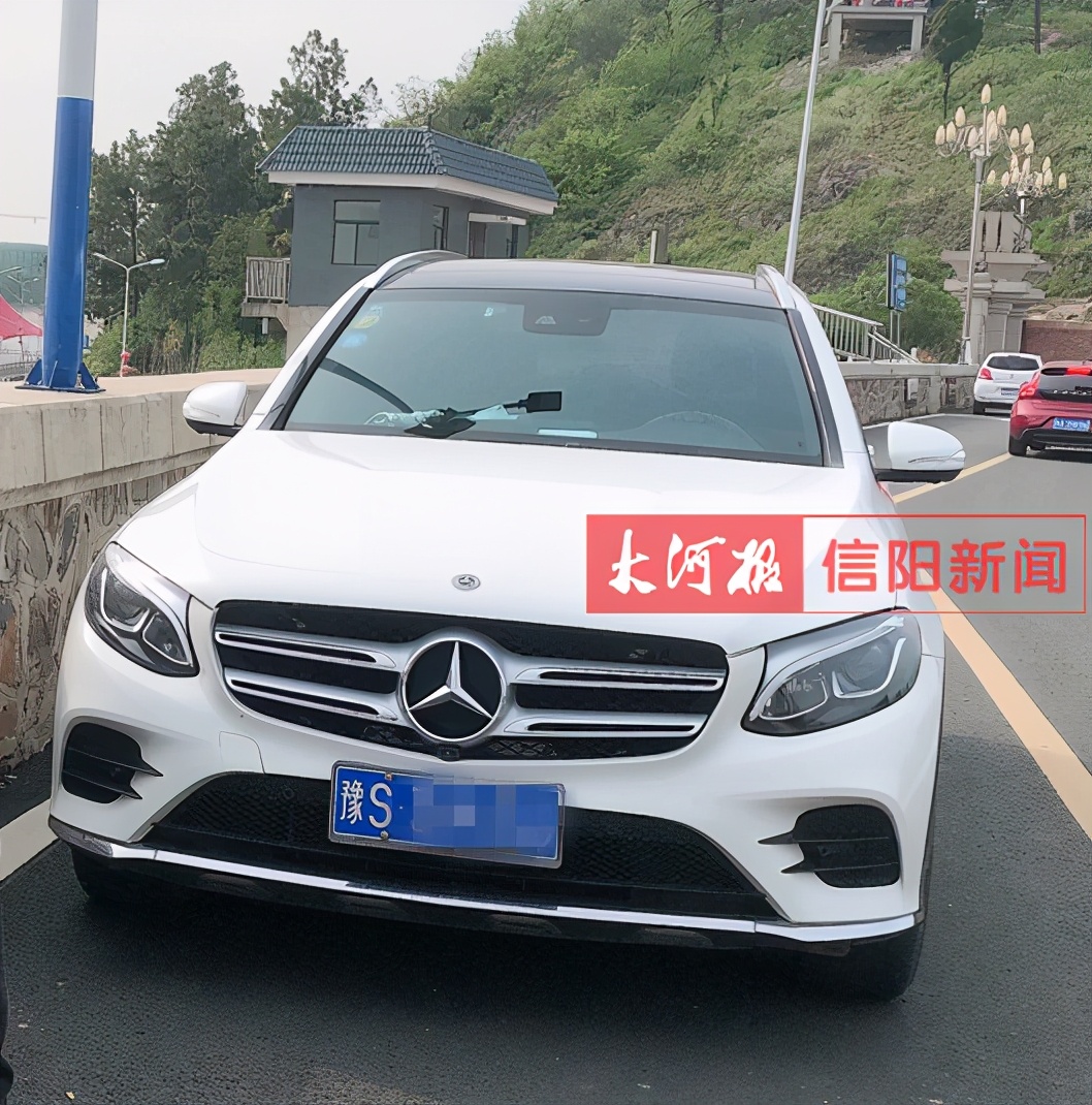 奔驰GLC晴天行驶中突然爆缸！信阳利星奔驰4S店：发动机进了不明液体，自费修理