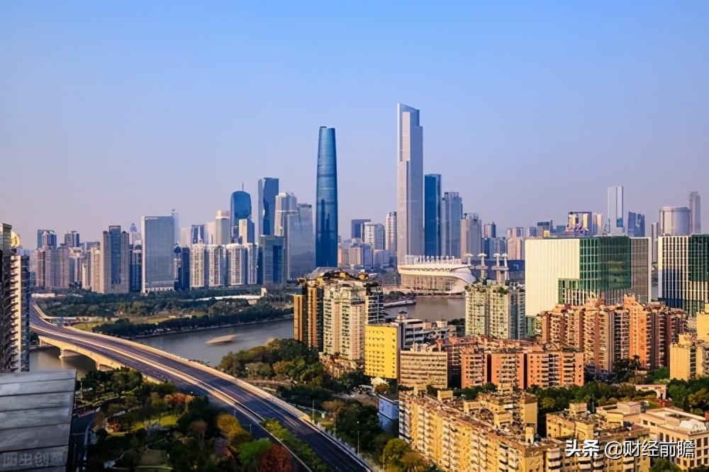 专家告诫：不要把靠运气赚的钱，凭本事亏没了。今年还能买房吗？